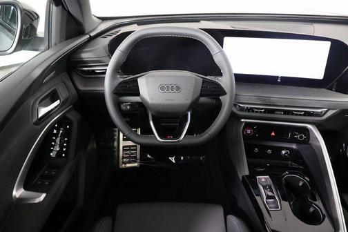 Daytona Gray Pearl Effect 2026 Audi SQ5 3.0T Premium Plus