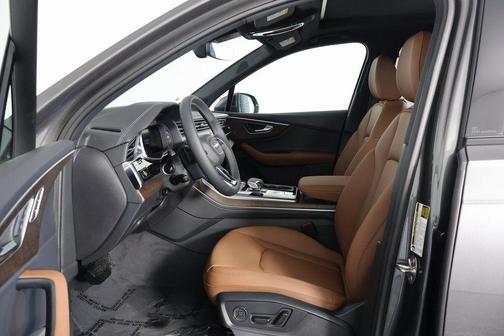 2026 Audi Q7 55 Premium Plus