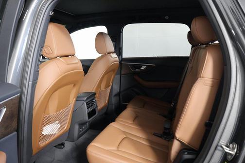 2026 Audi Q7 55 Premium Plus