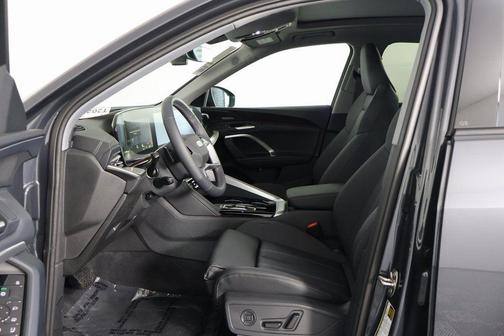Tambora Gray Metallic 2026 Audi Q5 Premium Plus TFSI quattro S tronic