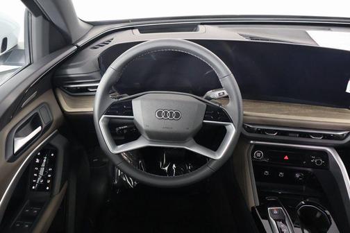 2025 Audi Q5 Premium Plus TFSI quattro S tronic