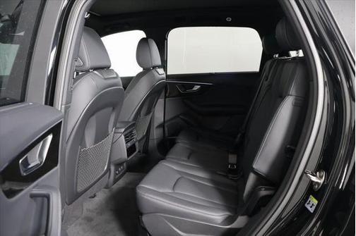 2026 Audi Q7 55 Premium Plus