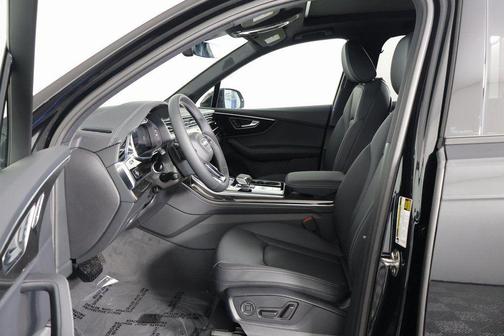 Mythos Black Metallic 2026 Audi Q7 55 Premium Plus