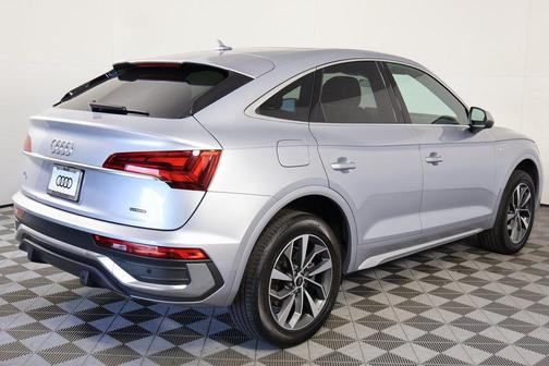 2022 Audi Q5 45 S line Premium Plus