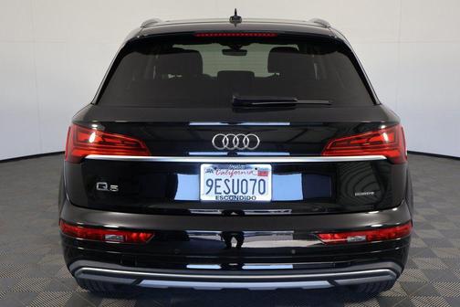 2023 Audi Q5 40 Premium