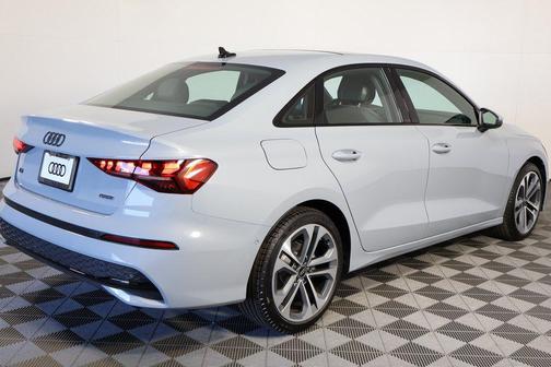 Arrow Gray Pearl Effect 2026 Audi A3 Premium