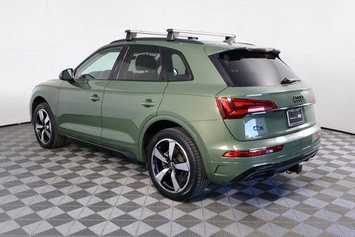 2022 Audi Q5 45 S line Premium Plus