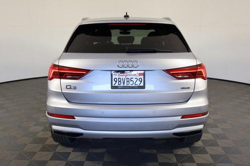 2022 Audi Q3 40 Premium Plus