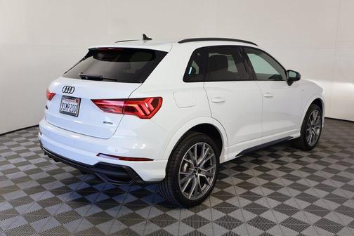 2025 Audi Q3 45 S line Premium Plus