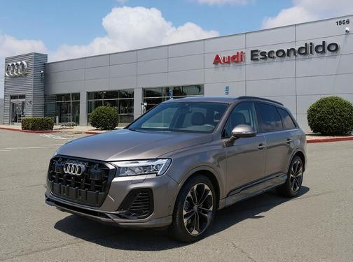2026 Audi Q7 55 Premium Plus