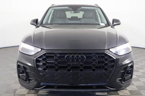 Mythos Black Metallic 2023 Audi Q5 55 S line Premium Plus