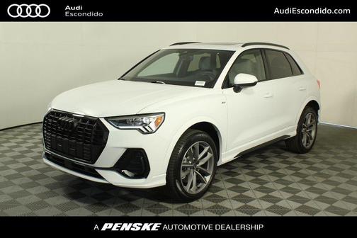 2025 Audi Q3 Premium 45 TFSI S line quattro Tiptronic