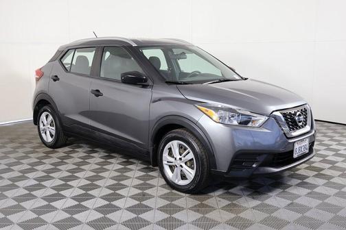 2019 Nissan Kicks S