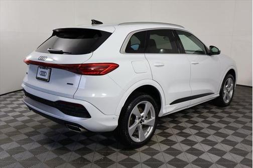 2025 Audi Q5 Premium Plus TFSI quattro S tronic