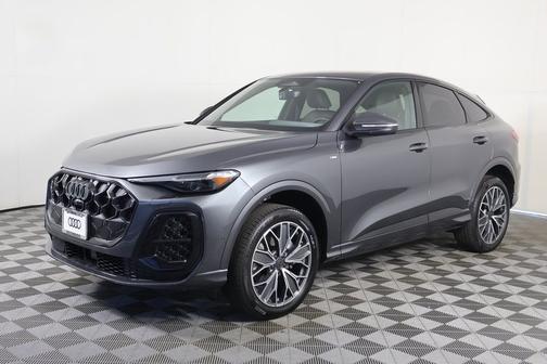Daytona Gray Pearl Effect 2026 Audi Q5 Sportback Premium Plus