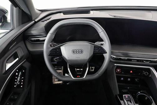 2025 Audi SQ5 3.0T Premium Plus