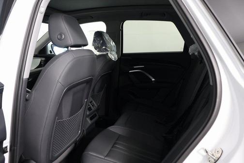 Arkona White 2026 Audi Q5 Premium TFSI quattro S tronic