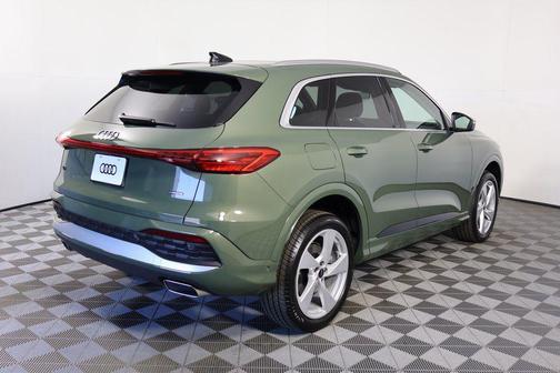 2025 Audi Q5 Premium Plus