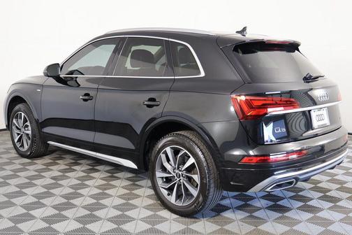 2023 Audi Q5 45 S line Premium