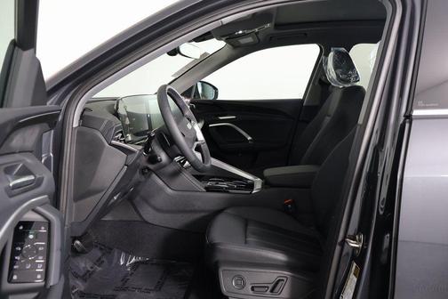 2025 Audi Q5 Premium TFSI quattro S tronic