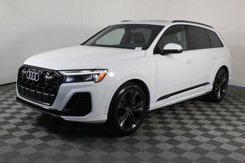 2026 Audi Q7 55 Premium Plus