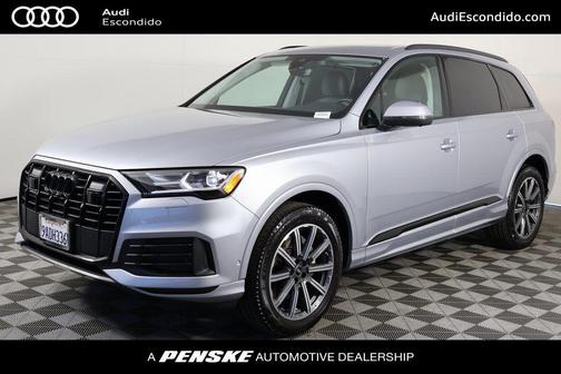 2022 Audi Q7 45 Premium Plus