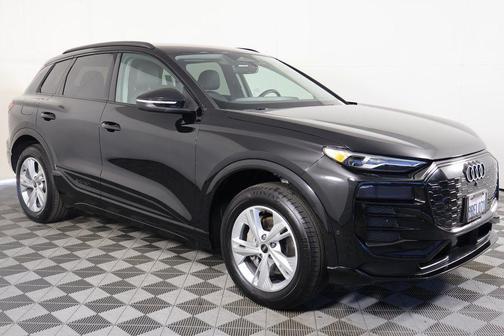 2025 Audi Q6 e-tron Premium