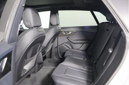 Glacier White Metallic 2026 Audi Q8 55 Premium Plus