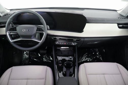 Arkona White 2026 Audi Q3 TFSI quattro S tronic