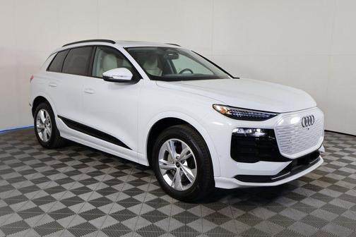 2025 Audi Q6 e-tron Premium Plus