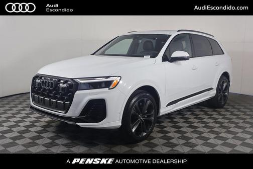 2025 Audi Q7 55 Premium Plus