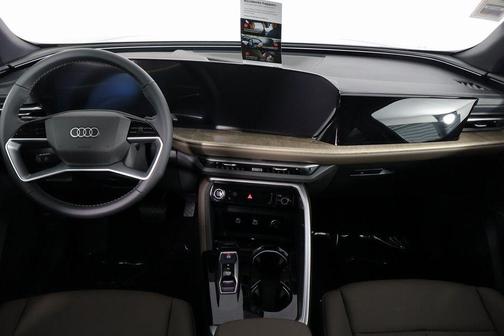 Mythos Black Metallic 2026 Audi Q5 Premium Plus TFSI quattro S tronic