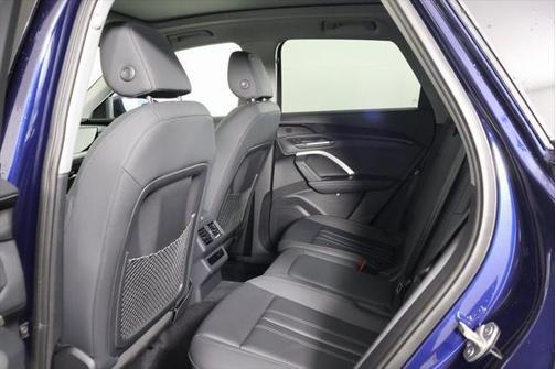 2025 Audi Q5 Premium TFSI quattro S tronic