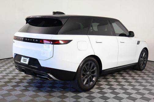 Fuji White 2024 Land Rover Range Rover Sport SE