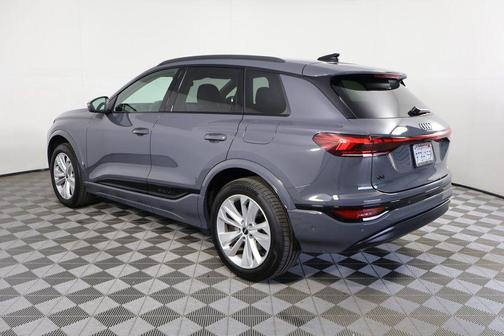 2025 Audi Q6 e-tron Premium