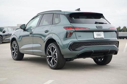 Sage Green Metallic 2026 Audi Q3 TFSI quattro S tronic