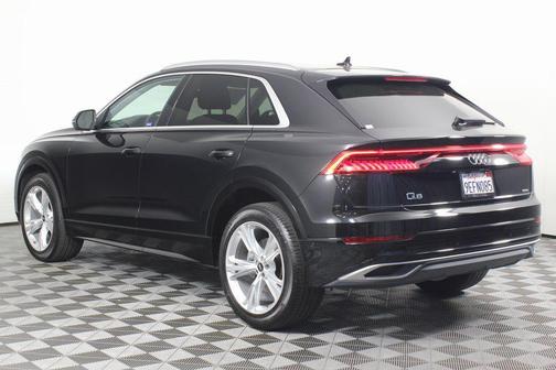 2023 Audi Q8 55 Premium Plus
