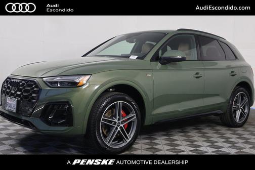 District Green Metallic 2024 Audi Q5 e 55 S line Premium Plus
