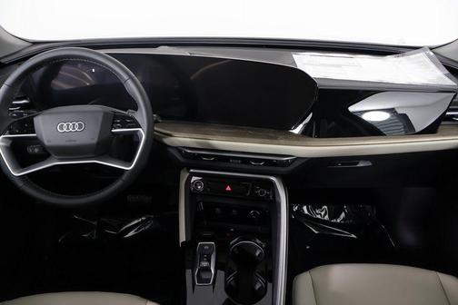 2025 Audi Q5 Premium TFSI quattro S tronic