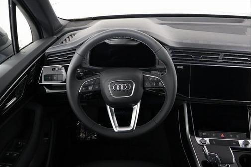 2026 Audi Q7 45 Premium