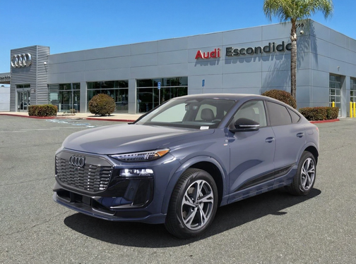 Plasma Blue Metallic 2027 Audi Q6 e-tron Sportback Premium Plus