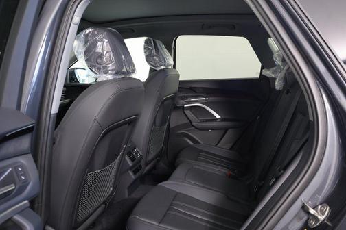 2025 Audi Q5 Premium TFSI quattro S tronic