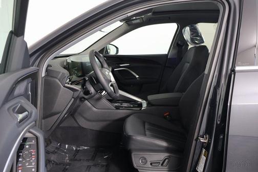 2025 Audi Q5 Premium TFSI quattro S tronic