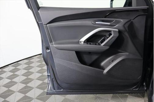 2025 Audi Q5 Premium TFSI quattro S tronic