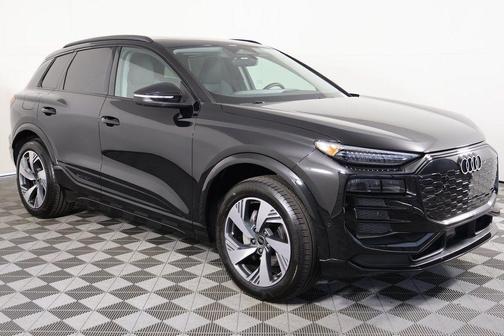 2025 Audi Q6 e-tron Premium Plus quattro