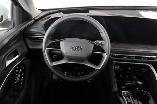 Arkona White 2026 Audi Q5 Premium Plus TFSI quattro S tronic