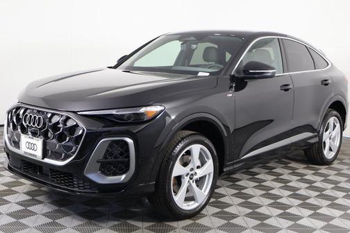 Mythos Black Metallic 2026 Audi Q5 Sportback Premium Plus TFSI quattro S tronic