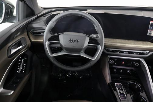 Mythos Black Metallic 2026 Audi Q5 Sportback Premium Plus TFSI quattro S tronic