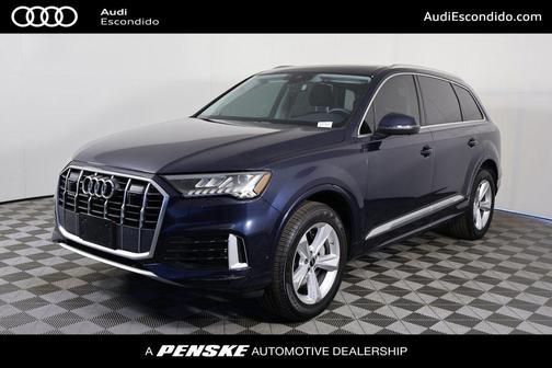2023 Audi Q7 45 Premium Plus