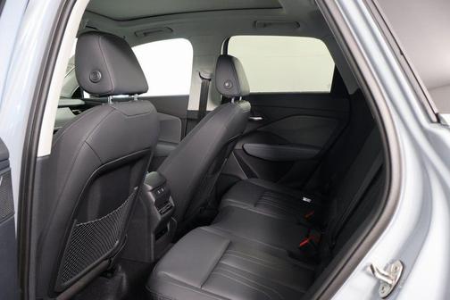 Arrow Gray Pearl Effect 2026 Audi Q3 TFSI quattro S tronic